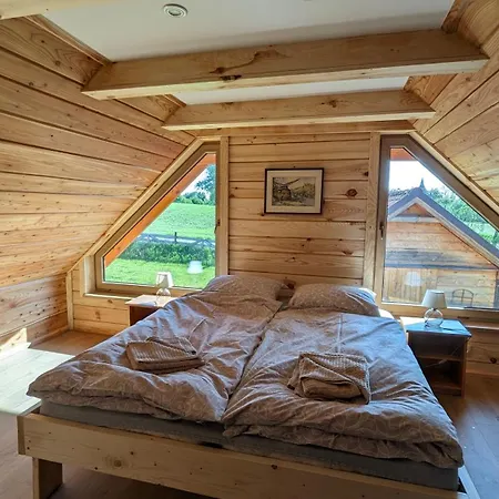 Vila Dom Pod Modrzewiem