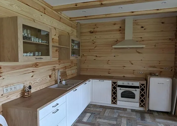 Dom Pod Modrzewiem Willa