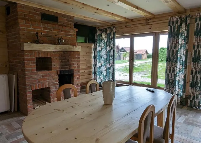 Willa Dom Pod Modrzewiem *